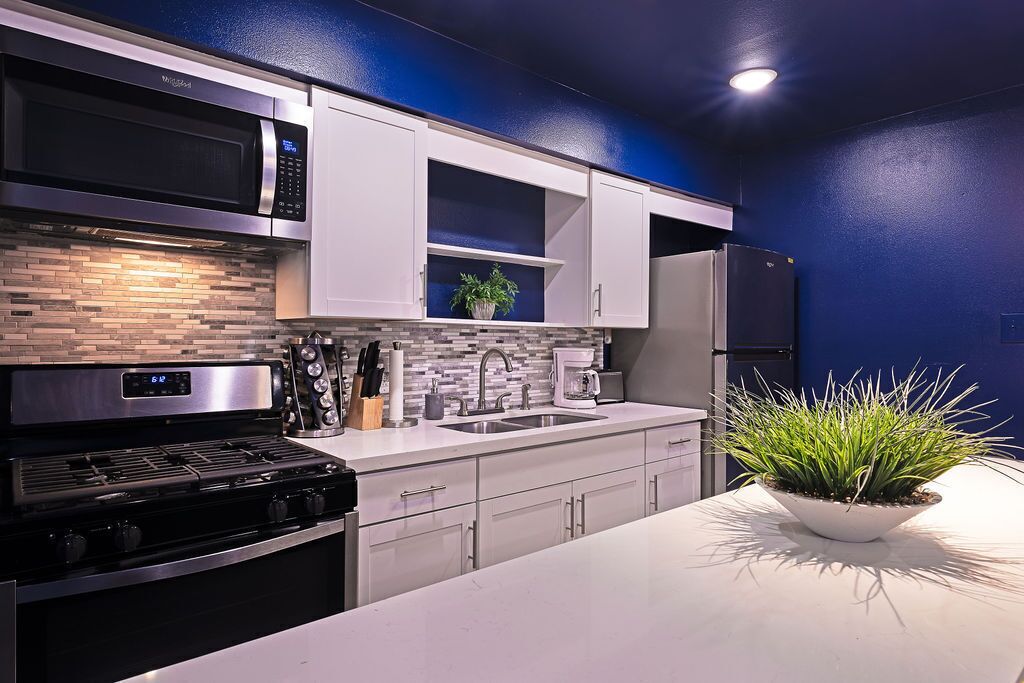Your Montrose Studios! Sleeps 62\/31BR\/31BA\/25PA ?????