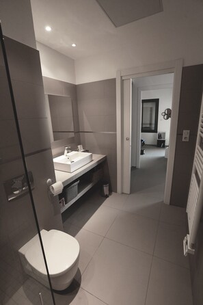 مجففات شعر، مناشف