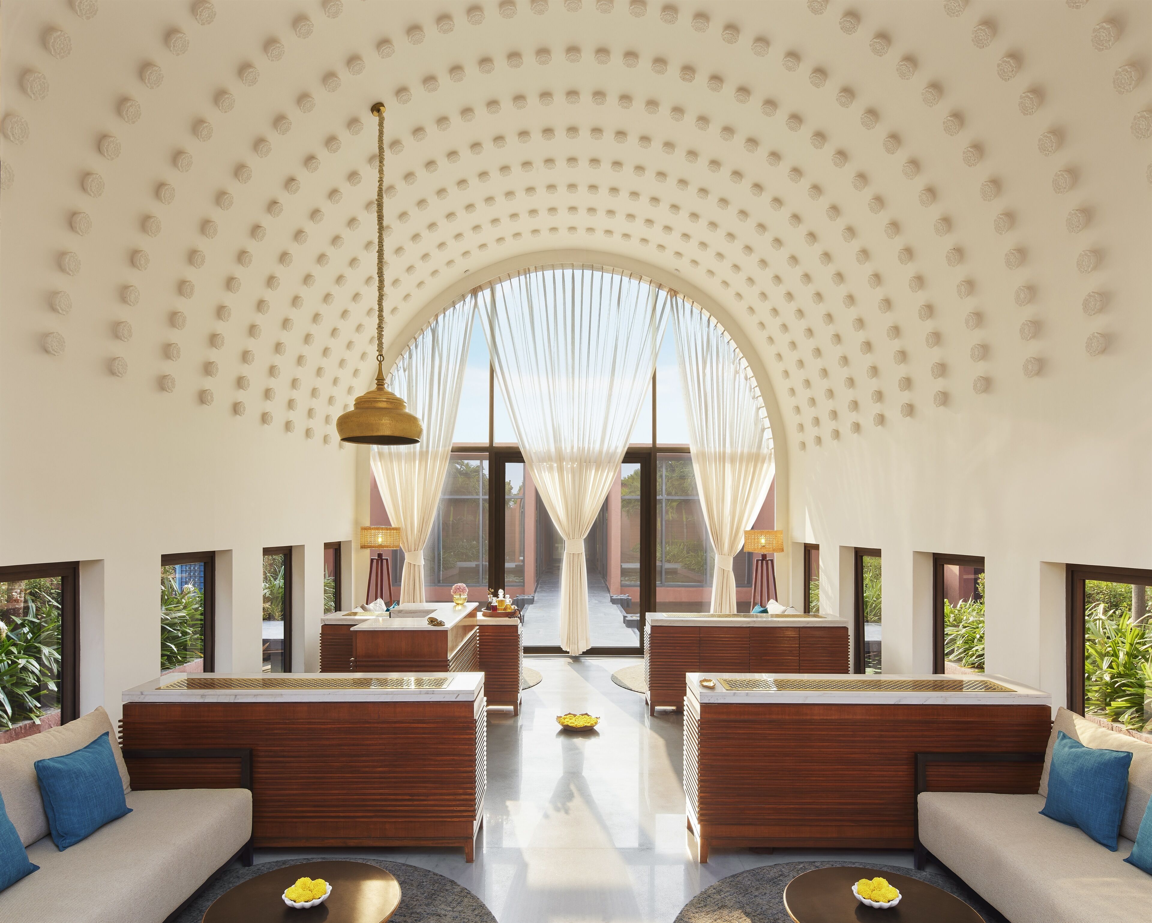 Salas de tratamiento para parejas, un sauna, baño turco