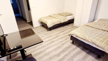 2 bedrooms, free WiFi, bed sheets