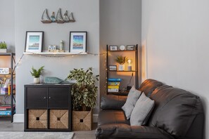 Smart TV, DVD player, offices