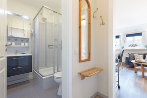 مجففات شعر، مناشف