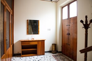 Interior - La ROSA - Townhouse with private garden. (Porto Sant'Elpidio)