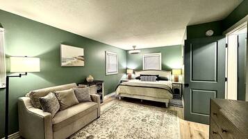 3 bedrooms, iron/ironing board
