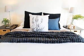 House, 5 Bedrooms, Smoking, Balcony