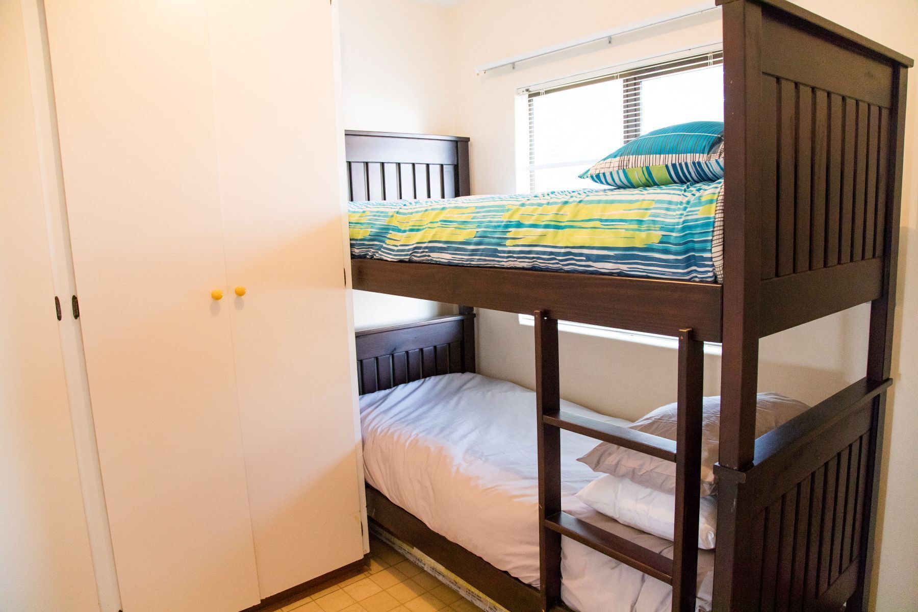 5 bedrooms