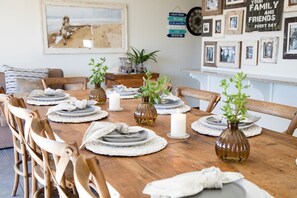 Ferienhaus, 5 Schlafzimmer, Raucher, Balkon | Esszimmer