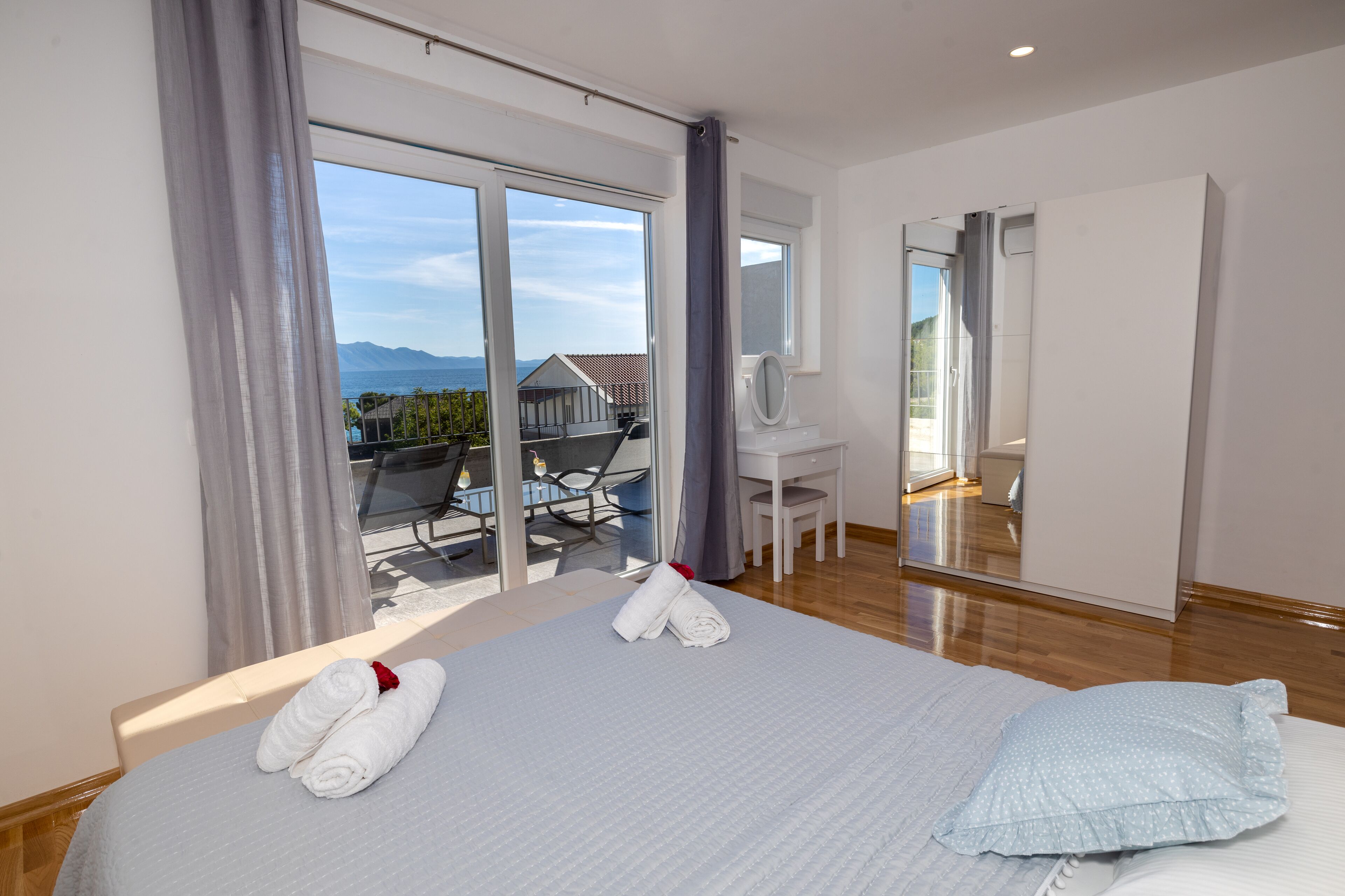 3 Schlafzimmer, Bügeleisen/Bügelbrett, WLAN, Bettwäsche