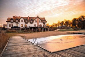 Playa privada, toallas de playa, vóley playa y bar en la playa