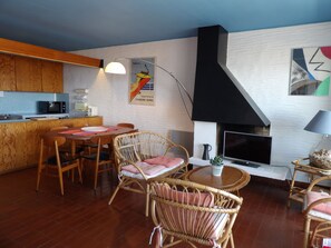 Dining - Superb sea view in St Cyprien with your feet in the water (Saint-Cyprien)