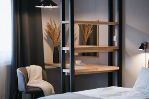 Caja de seguridad en la habitación, cortinas blackout y wifi gratis 