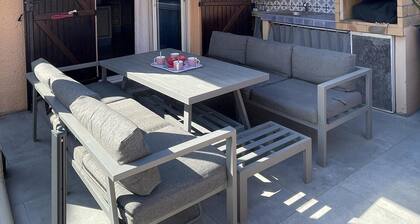 House in residence with swimming pool 3 bedrooms in St Cyprien