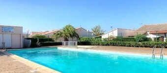 House in residence with swimming pool 3 bedrooms in St Cyprien