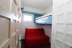 2 bedrooms, iron/ironing board, free WiFi - St Cyprien Enjoy a superb view! (Saint-Cyprien)