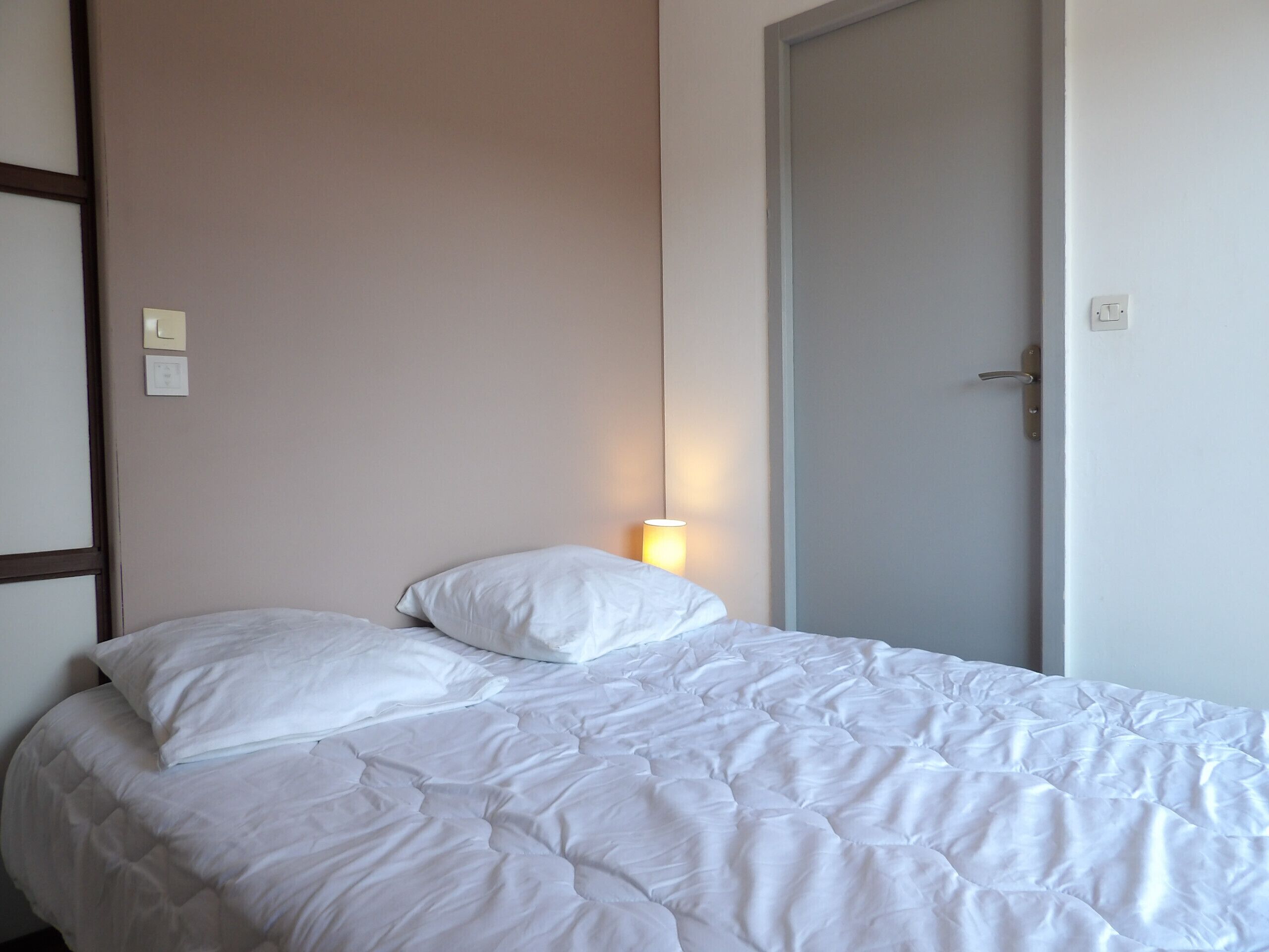 3 chambres, fer et planche à repasser, Wi-Fi gratuit