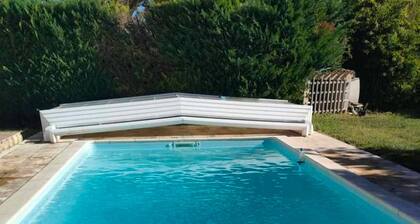 Wunderschöne Villa mit privatem Pool, Fahrrädern und WLAN