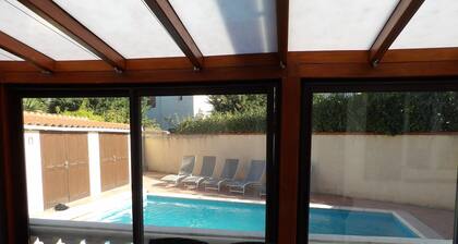 St Cyprien 4-room house with swimming pool near the beach
