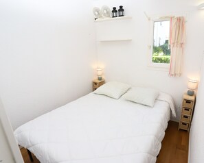 Iron/ironing board - St Cyprien Marina view bright apartment for 4 people (Saint-Cyprien)