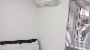 Chambre Double Standard, 1 lit double, salle de bains privée | Wi-Fi gratuit, draps fournis