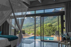 Luxury-Villa, Nichtraucher, Bergblick | 1 Schlafzimmer, Bettwäsche aus ägyptischer Baumwolle