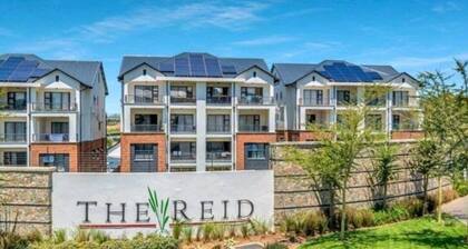 Located in Johannesburg,Sandton. A beautiful ultra modern 1 bedroom apartment.