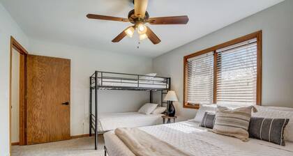 Peyton's Place at Tamarack - Great Location!