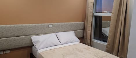 1 多间卧室、WiFi、床单