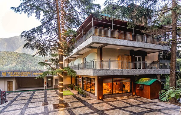 Exterior - The Belvedere Himalayan Retreat, Mcleodganj by Leisure Hotels (Dharamshala)