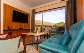 套房 | 高級寢具、迷你吧、客房內保險箱、書桌