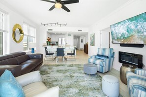 Smart TV, fireplace, computer monitors
