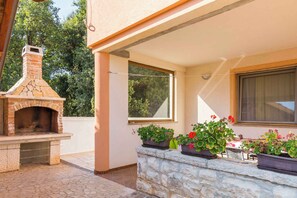 Terrace/patio - Holiday apartment with air conditioning (Pula)