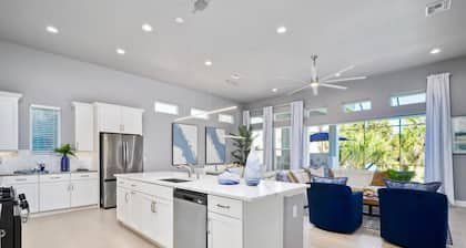 Luxurious 4-Bedroom Beach Home in Palm Coast