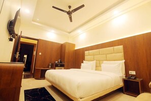 Room - Teertham Hotel (Rishikesh)