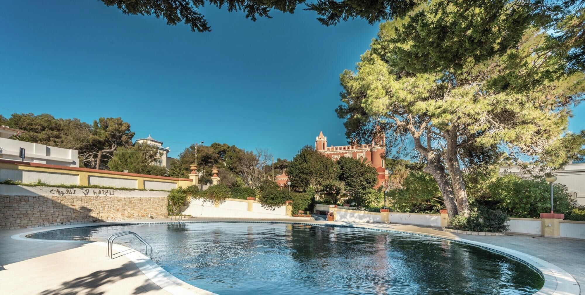 Piscina all'aperto
