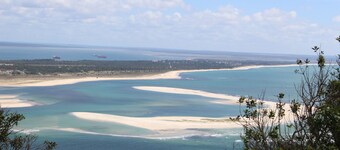 Lieu á 29km de Aéroport de Lisbonne et á 2,1 Km des Plages Ambiance Familiale