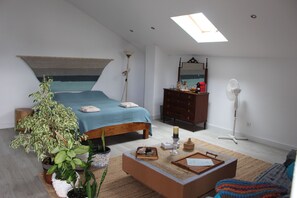 3 bedrooms, iron/ironing board, WiFi, bed sheets - Lieu á 29km de Aéroport de Lisbonne et á 2,1 Km des Plages Ambiance Familiale (Aroeira Charneca da Caparica)