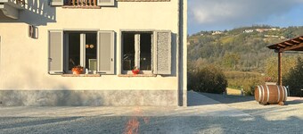 Apartment with outdoor pool and whirlpool, sauna, Wi-fi,a/c and free parking