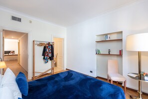 1 bedroom, iron/ironing board, travel cot, free WiFi - Your amazing holiday in the heart of the Jewish Ghetto
 (Roma)