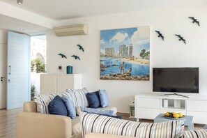 Living area - Protaras Nausica Blue Seaside Villa (Paralimni)