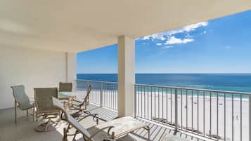 Condo Signature, 3 chambres, balcon, vue sur la plage | Vue du balcon