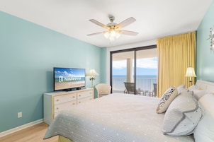 3 habitaciones, decoración personalizada y muebles diferentes