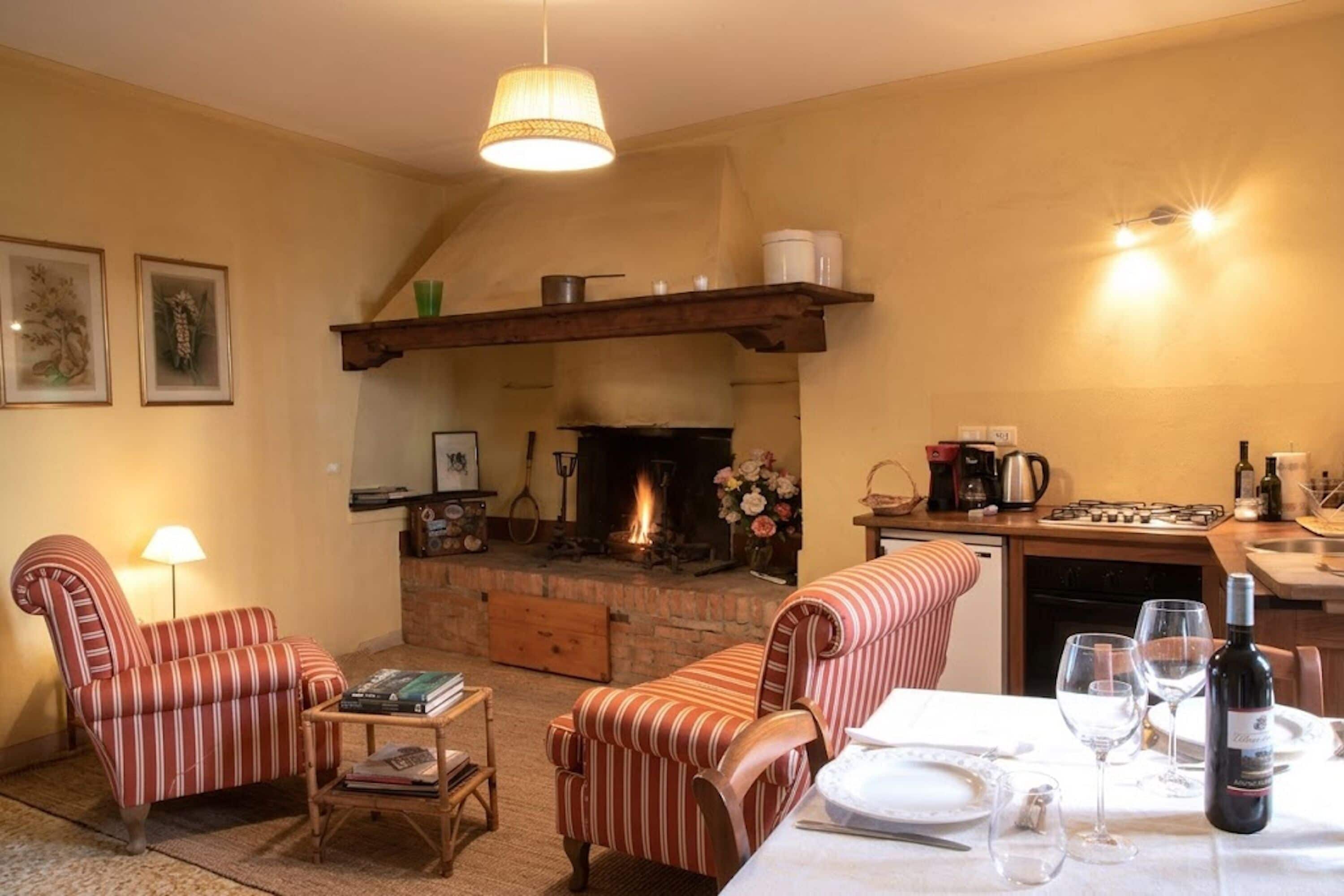 Condo standard | Área de estar | TV de tela plana