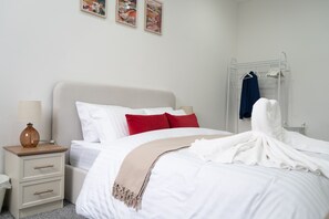 Apartment | 1 bedroom, desk, iron/ironing board, free WiFi