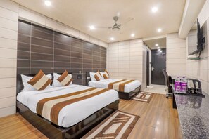 Habitación doble Deluxe | Wifi gratis y ropa de cama 