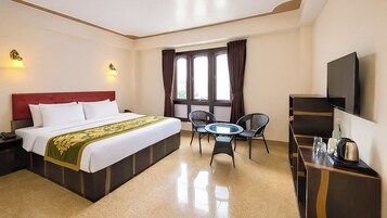 1 habitación, escritorio, cortinas blackout y sistema de insonorización