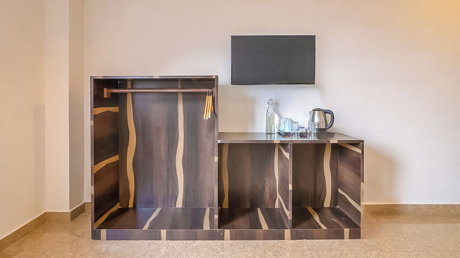 Deluxe-rum | 1 sovrum, skrivbord, mörkläggningsgardiner och ljudisolering