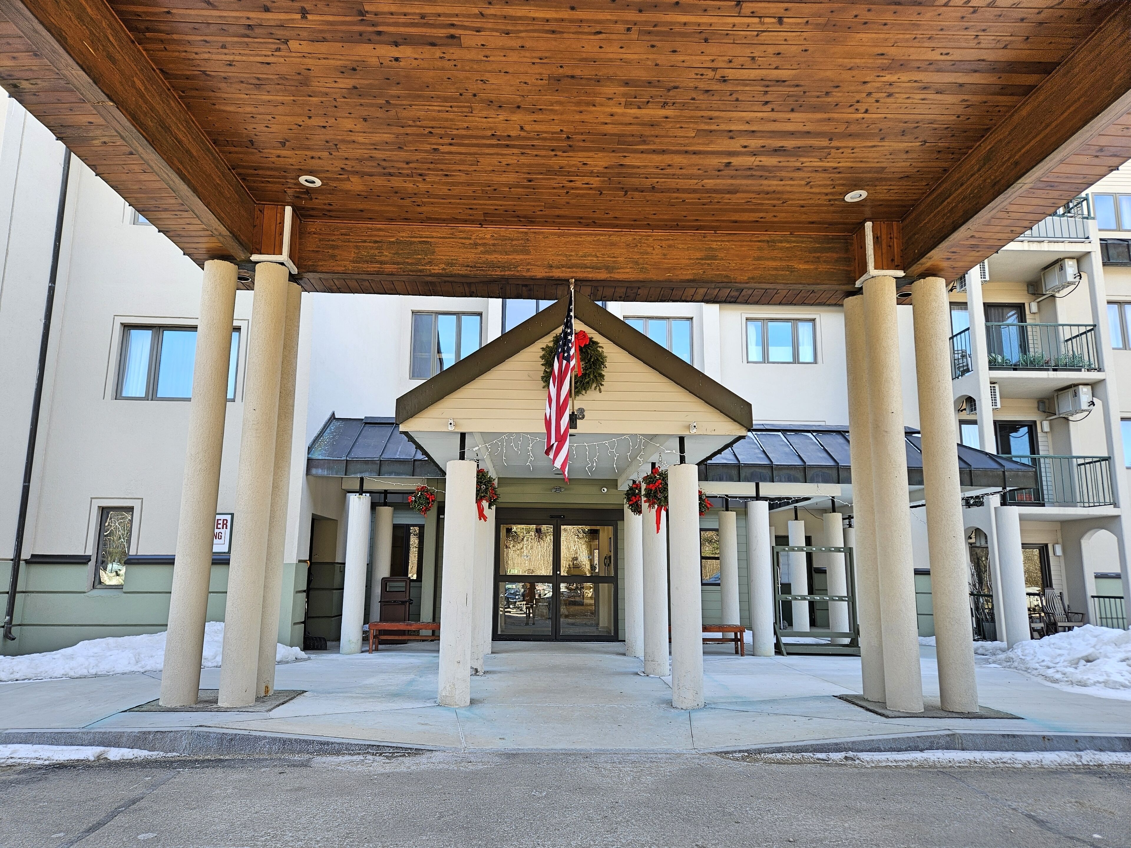 G312A - Managed by Loon Reservation Service - NH Meals & Rooms Lic# 056365