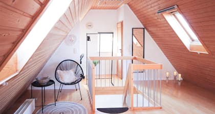 3 room duplex apartment 6 people Zuffenhausen Porsche