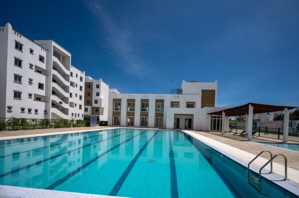 Apartment | Pool | Indoor pool - 2BR Apartment in Mombasa - Pool & Near Beach (Mombasa)
