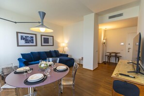Apartment - Skyattic - 801 - Citylife - 1 min Domodossola M5 (Milan)